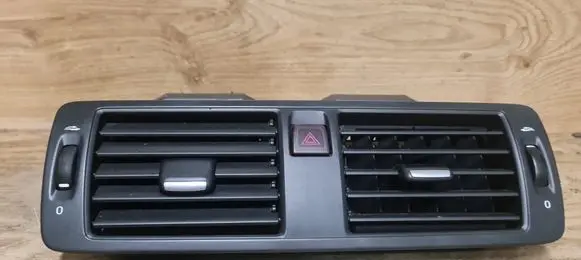 Volvo V50 Dash center air vent grill 505068