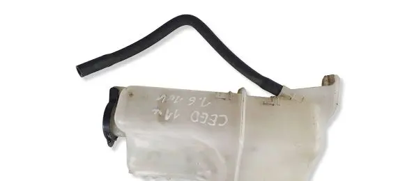 KIA Ceed Coolant expansion tank/reservoir 