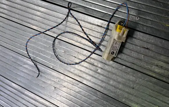 Mini One - Cooper R50 - 53 Airbag deployment crash/impact sensor 6914304 101001 0285002082