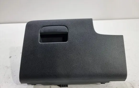 Volkswagen Tiguan Glove box 5M1858719F 5M1857921G 1355D300674