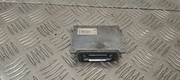 Volvo XC60 Headlight ballast module Xenon 89034934 89032335