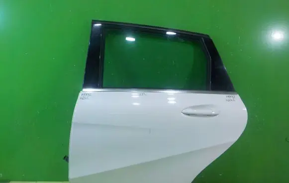 Mercedes-Benz B W246 W242 Rear door LEWE