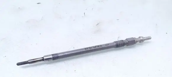 Mercedes-Benz E A207 Glow plug A0011595801