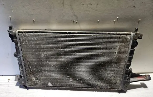 Opel Vectra A Coolant radiator 