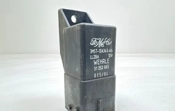 Ford Focus C-MAX Glow plug pre-heat relay 3M5T12A343AA 51252003 LLZBA