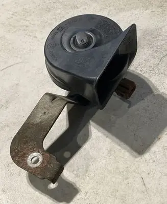 Volvo V50 Horn signal 0055306