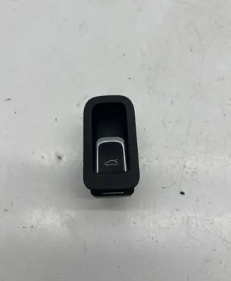 Audi Q5 SQ5 Tailgate opening switch 8K0959831B 1003270 261602S