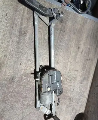 Skoda Octavia Mk2 (1Z) Front wiper linkage 1Z2955023E