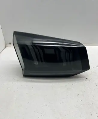 Peugeot 5008 II Tailgate rear/tail lights 9836231880 82160101