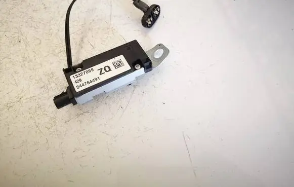 Opel Insignia A Antenna control unit 13327069