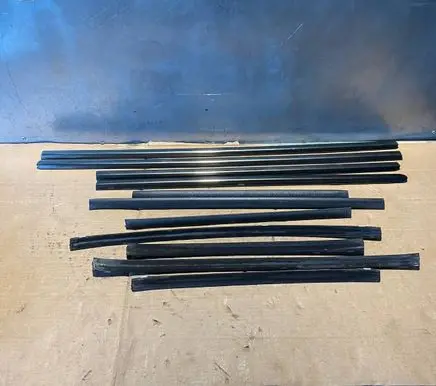 Mercedes-Benz C W202 Other front door trim element 