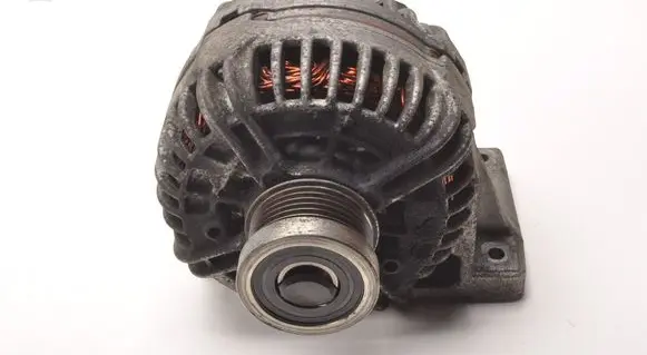 Volvo XC90 Generator/alternator 30667788