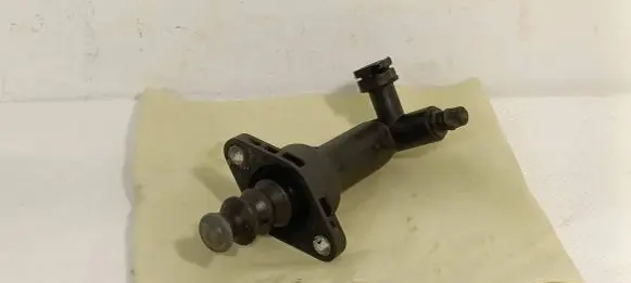 Volkswagen Caddy Clutch slave cylinder 6Q0721261F 84L2