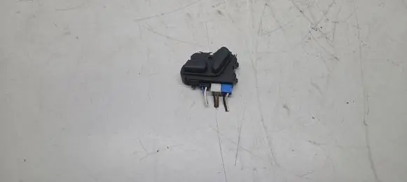 Mercedes-Benz E W211 Seat control switch 2108213851