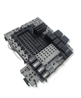 Volvo S60 Fuse module 30657428