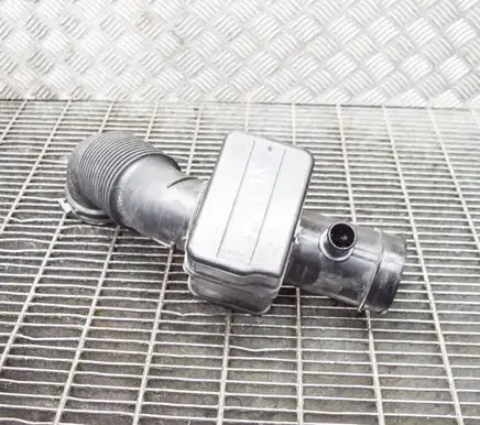 Land Rover Range Rover Sport L494 Intercooler hose/pipe FPLA9C619AD 1154302V01