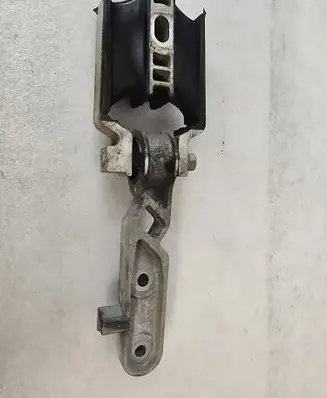 Volvo V60 Gearbox mount 31359890