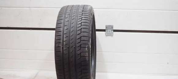 Mercedes-Benz C W204 R18 summer tire