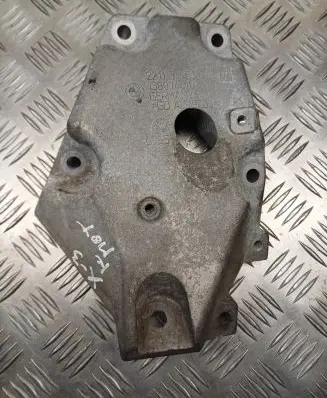 BMW X3 E83 Engine mounting bracket 3451673