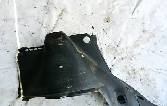 Volkswagen PASSAT B4 Other trunk/boot trim element 3A9867421