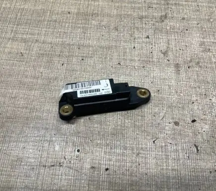Mercedes-Benz E W211 Airbag deployment crash/impact sensor 2208204426 000302105170630