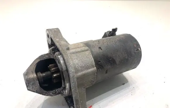 Toyota Avensis T270 Starter motor