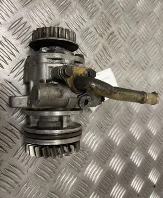 Volkswagen Transporter - Caravelle T5 Power steering pump
