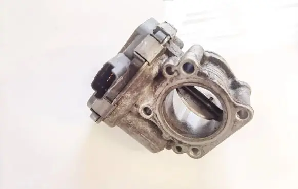Volvo V50 Throttle valve 9673534480 96.735.344.80