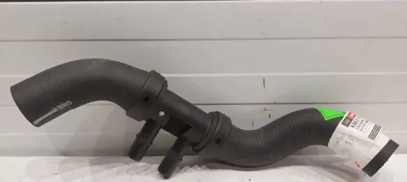 Ford Mustang V Engine coolant pipe/hose CR3Z8286C