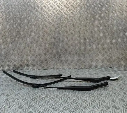 Volkswagen Tayron I Windshield/front glass wiper blade 572955409 572955410