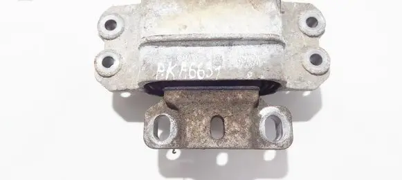 Volkswagen Touran I Engine mount bracket 1k0199555n