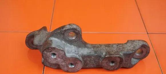 Opel Insignia A Gearbox mounting bracket 22961476 B20DTH