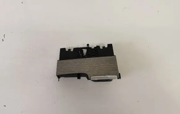 Ashtray (front)