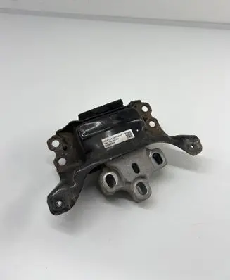 Volkswagen PASSAT B8 Gearbox mount 5q0199555ad