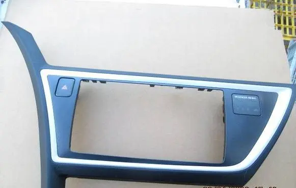 Toyota Auris E180 Radio/GPS head unit trim 5540502430 5540502440 200420261