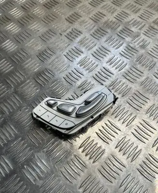 Mercedes-Benz E W238 Seat control switch A2139050004 13898681 SW132301