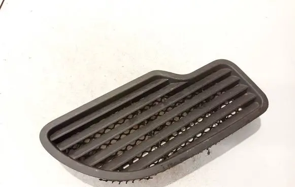 Ford C-MAX II Dash center air vent grill