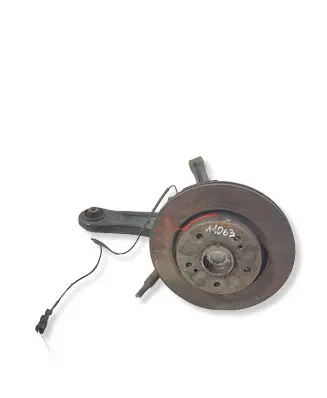 Suzuki Vitara (LY) Front wheel hub spindle knuckle 