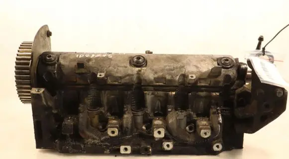 Renault Megane II Engine head 