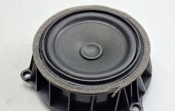 BMW X5 F15 Front door high frequency speaker 9337807 18353410