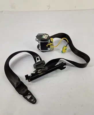 Volkswagen Touareg I Front seatbelt 7L0857706D