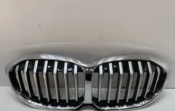 BMW 1 F40 Front grill