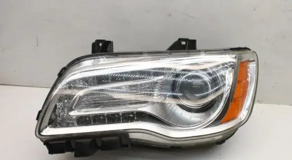 Chrysler 300C Headlight/headlamp 68042153AG