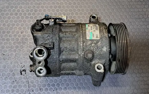 Opel Insignia A Air conditioning (A/C) compressor (pump) P13232307 017039060B4