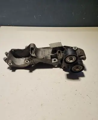 Opel Movano B Generator/alternator bracket 117103703R
