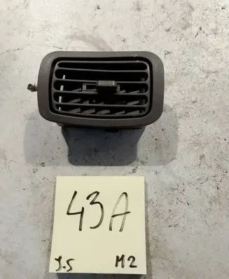 KIA Sportage Dashboard side air vent grill/cover trim 13328916