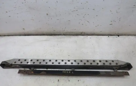 Toyota RAV 4 (XA30) Other sill/pillar trim element