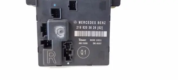 Mercedes-Benz CLS C219 Door control unit/module 2198203626