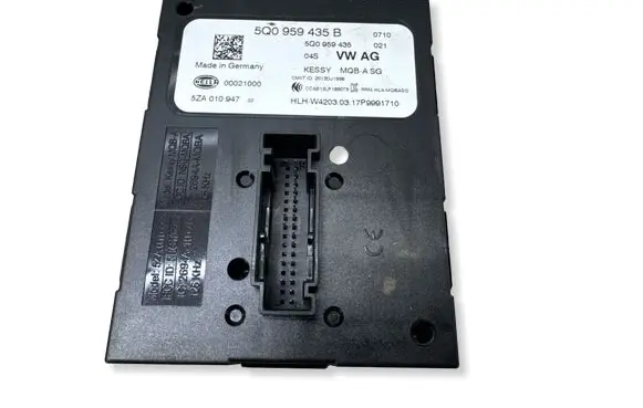 Skoda Fabia Mk3 (NJ) Keyless (KESSY) go control unit/module 5Q0959435B 5Q0959435 5ZA010947