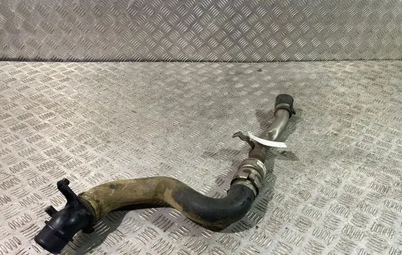 Land Rover Discovery 5 Intercooler hose/pipe FPLA9FZ88CE